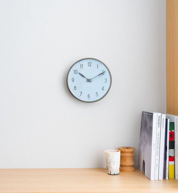 Style for Living「＜Arne Jacobsen＞WALL CLOCK STATION ROYAL BLUE 210」|ステーショナリー|LT.BLUE
