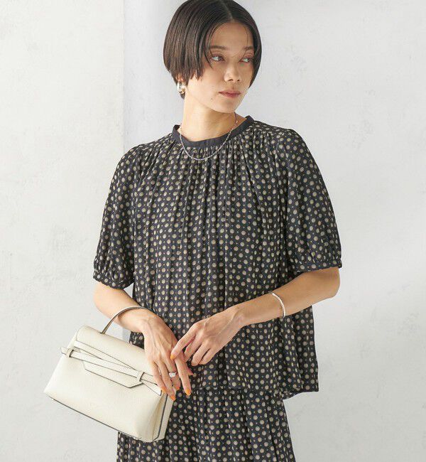 SHIPS for women「《予約》〈手洗い可能〉プリント カッセン ギャザー 半袖 ブラウス」|シャツ・ブラウス|
