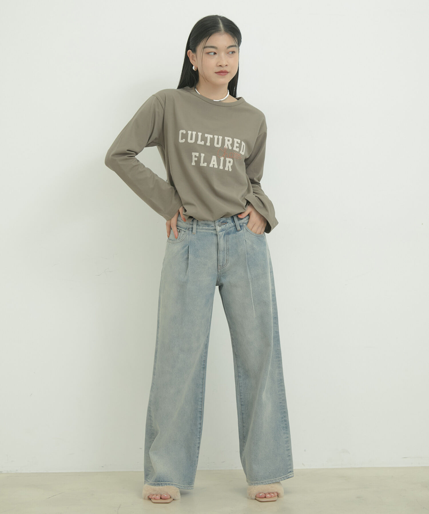 VIS「スタッズ&times;ロゴデザインロングTシャツ」|Tシャツ・カットソー|