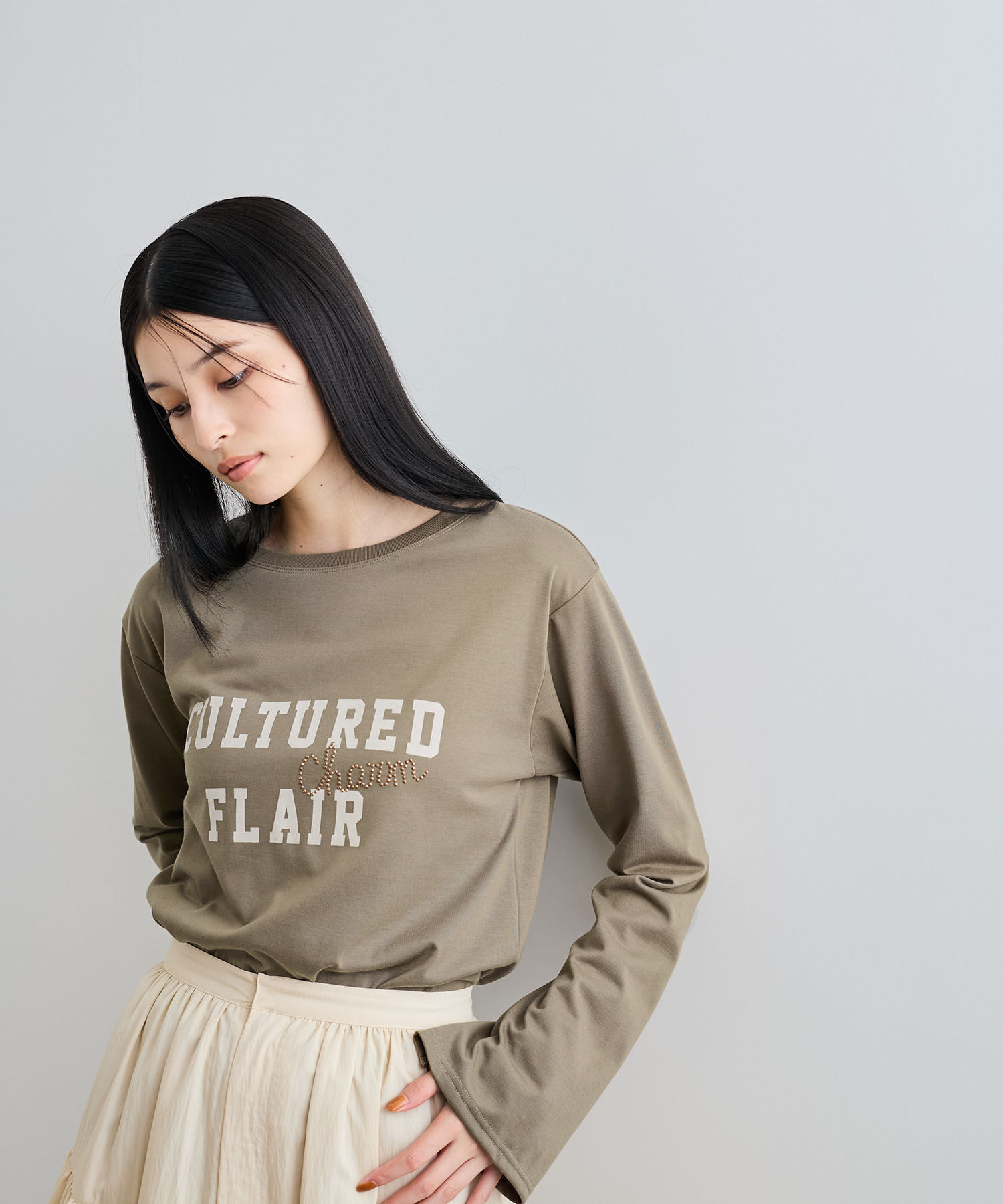 VIS「スタッズ&times;ロゴデザインロングTシャツ」|Tシャツ・カットソー|