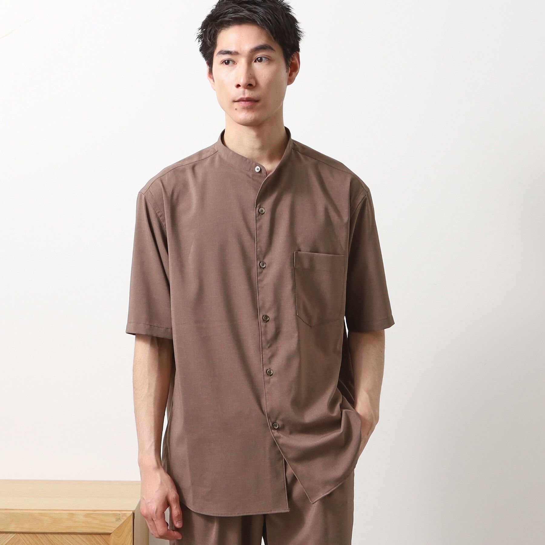 THE SHOP TK「クールファイバー バンドカラー半袖シャツ　接触冷感／吸水速乾／UVケア／軽量／セットアップ可」|シャツ・ブラウス|