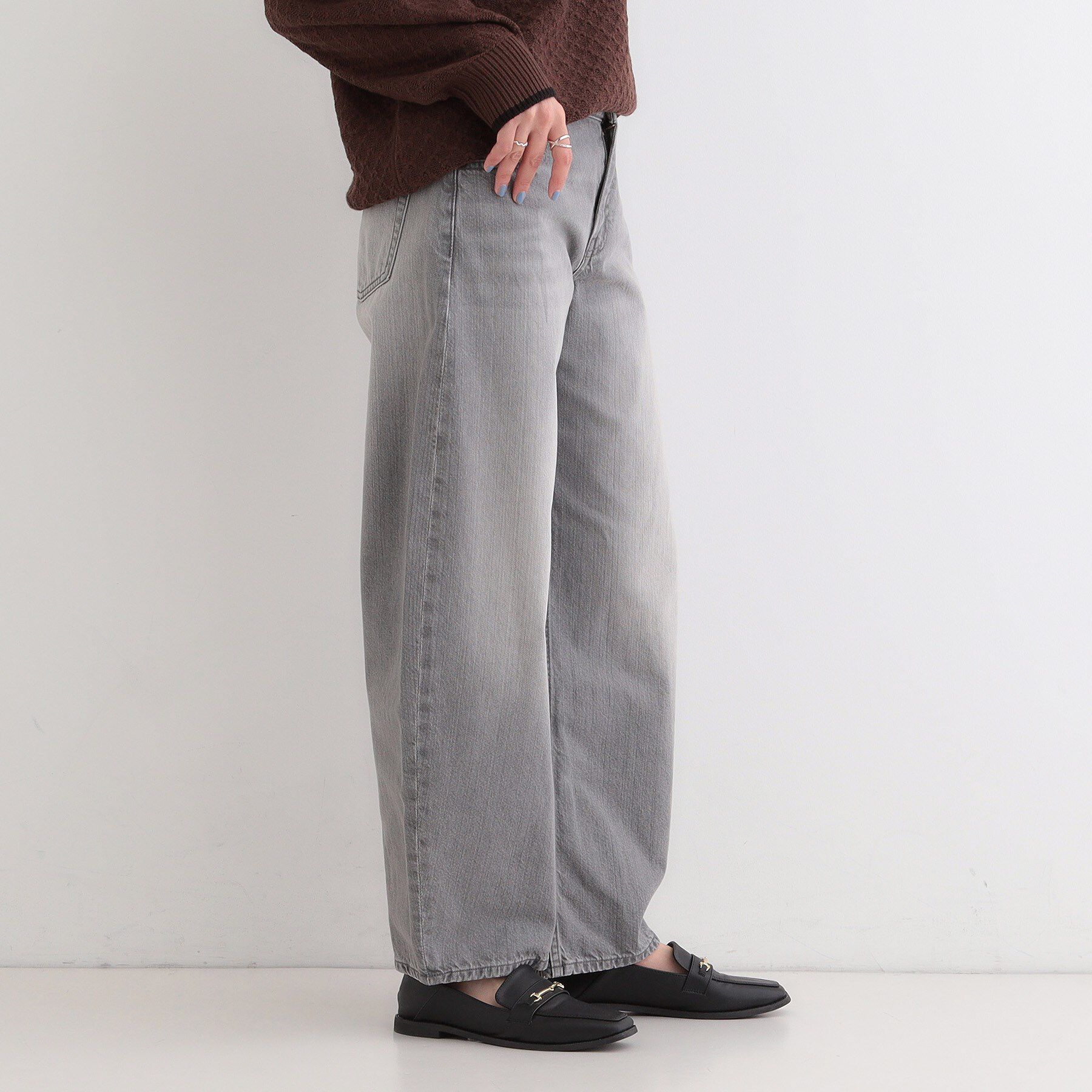 SHOO･LA･RUE「【SHOO・LA・RUE DENIM/高レビュー】ゆるっと決まる こなれカーブデニムパンツ」|デニム|