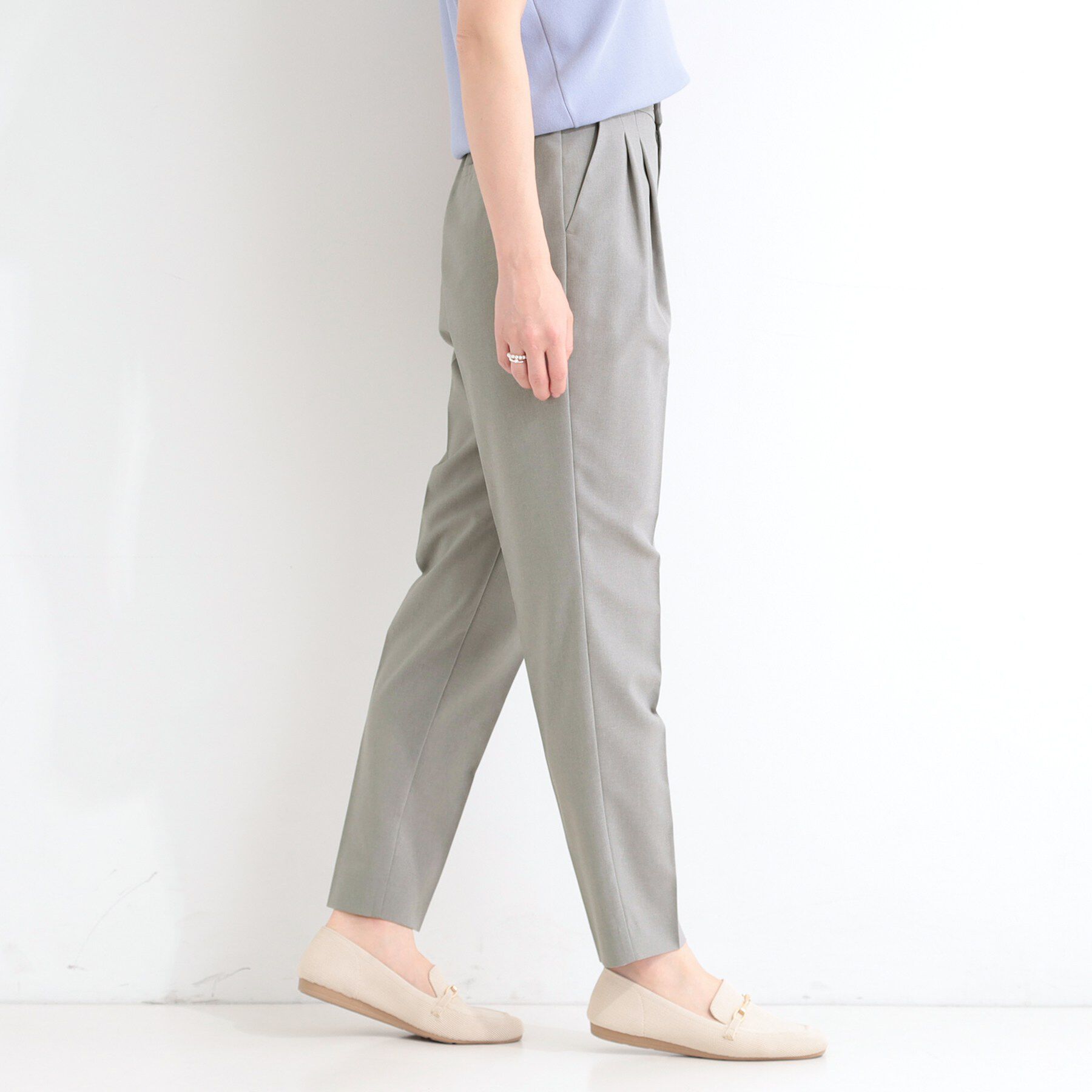 SHOO･LA･RUE「【ひんやり/セットアップ可】洗濯後しわになりにくい　タックテーパードパンツ」|その他|