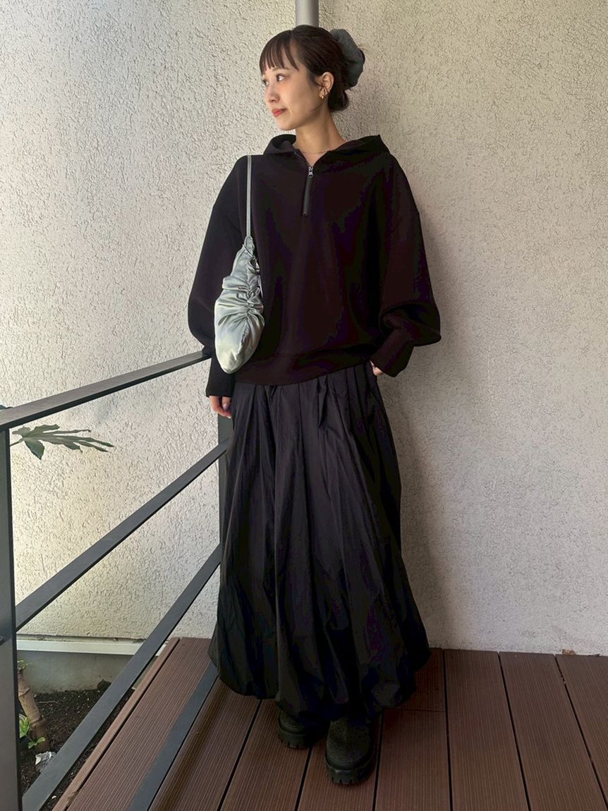 emmi atelier「ダンボールフーディ&times;スカートセット」|ワンピース|