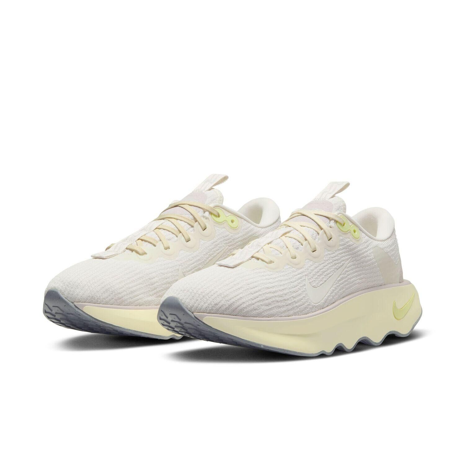 NIKE「【NIKE】W MOTIVA」|スニーカー|