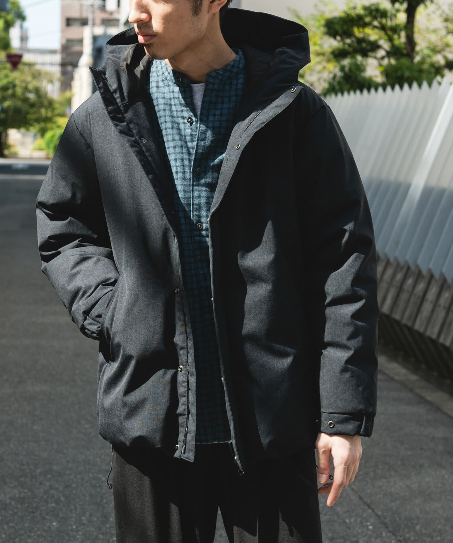 URBAN RESEARCH DOORS「ウールブレンドラミネートダウンパーカー」|ダウン|