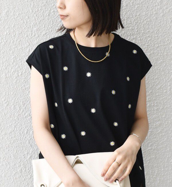 SHIPS Colors 「《追加予約》SHIPS Colors:〈洗濯機可能〉フラワーエンブロイダリー カットソー2◆」|Tシャツ・カットソー|