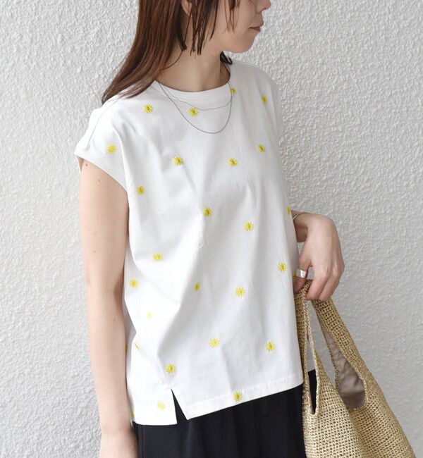 SHIPS Colors 「《追加予約》SHIPS Colors:〈洗濯機可能〉フラワーエンブロイダリー カットソー2◆」|Tシャツ・カットソー|