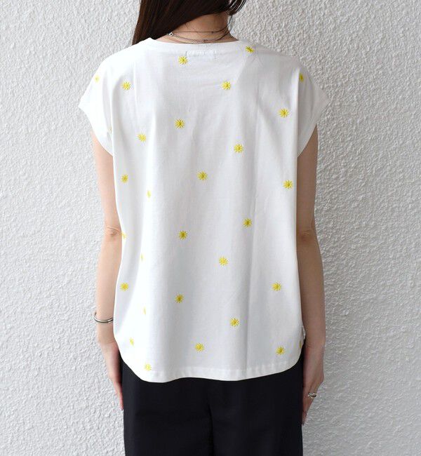 SHIPS Colors 「《追加予約》SHIPS Colors:〈洗濯機可能〉フラワーエンブロイダリー カットソー2◆」|Tシャツ・カットソー|