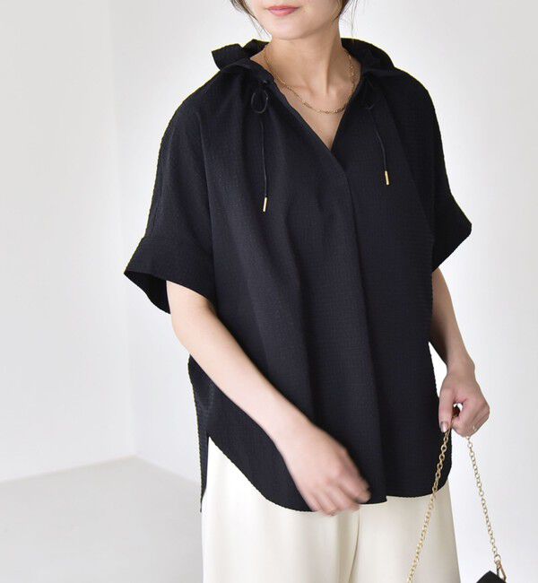 quaranciel「《予約》quaranciel:〈手洗い可能〉サッカー ドロストカラー スキッパー シャツ ブラウス」|シャツ・ブラウス|