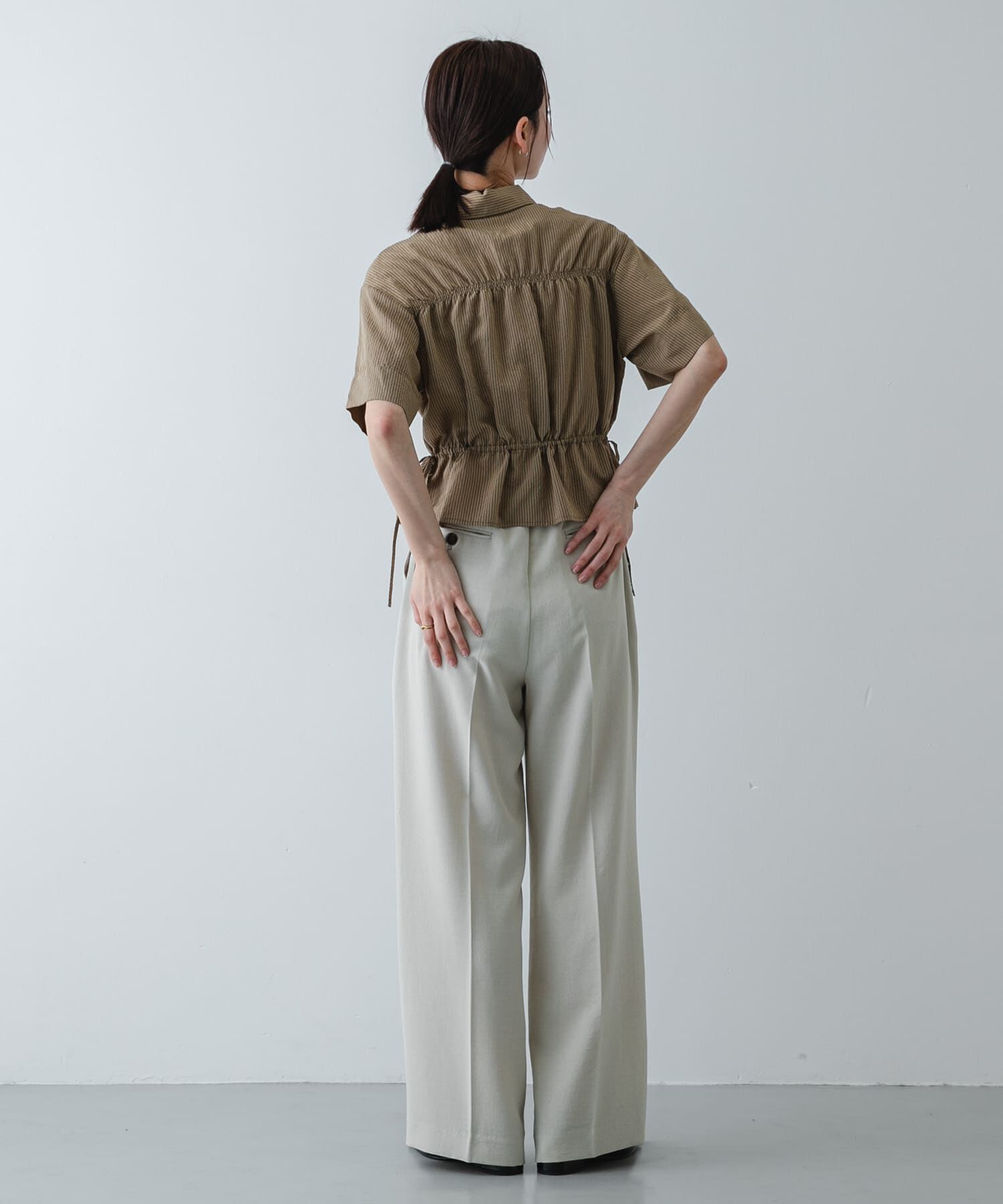 SENSE OF PLACE by URBAN RESEARCH「クロップドペプラムシャーリングシャツ」|シャツ・ブラウス|