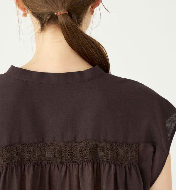 Ballsey「コットンクレープ シャーリングブラウス」|シャツ・ブラウス|