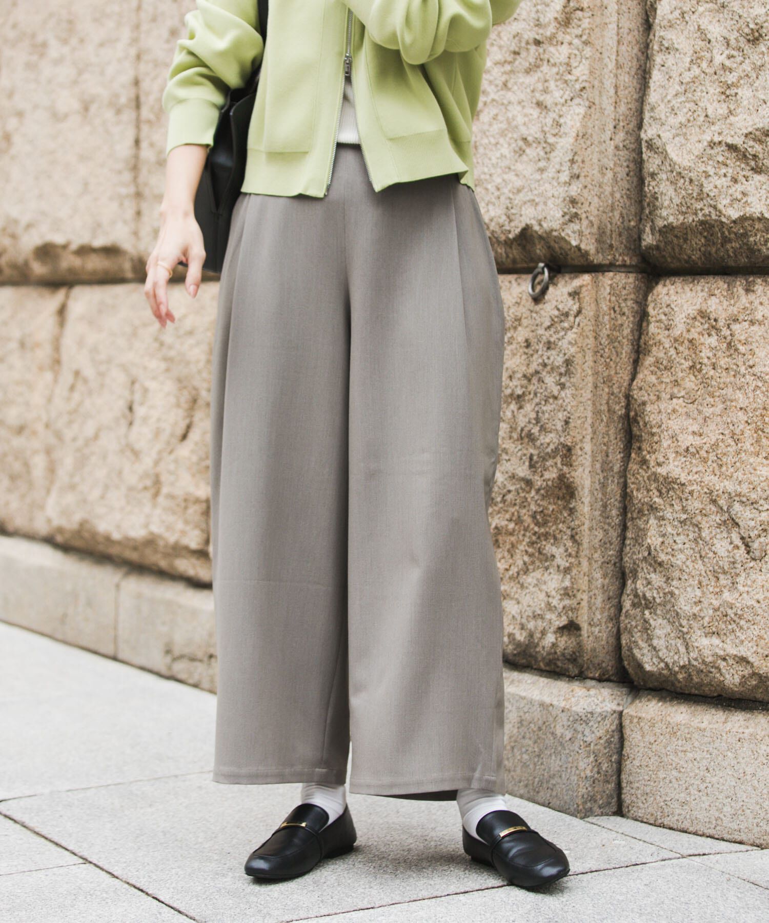 URBAN RESEARCH DOORS「『仁村紗和さん着用』『UR TECH』完声9分丈ワイドパンツ」|その他|
