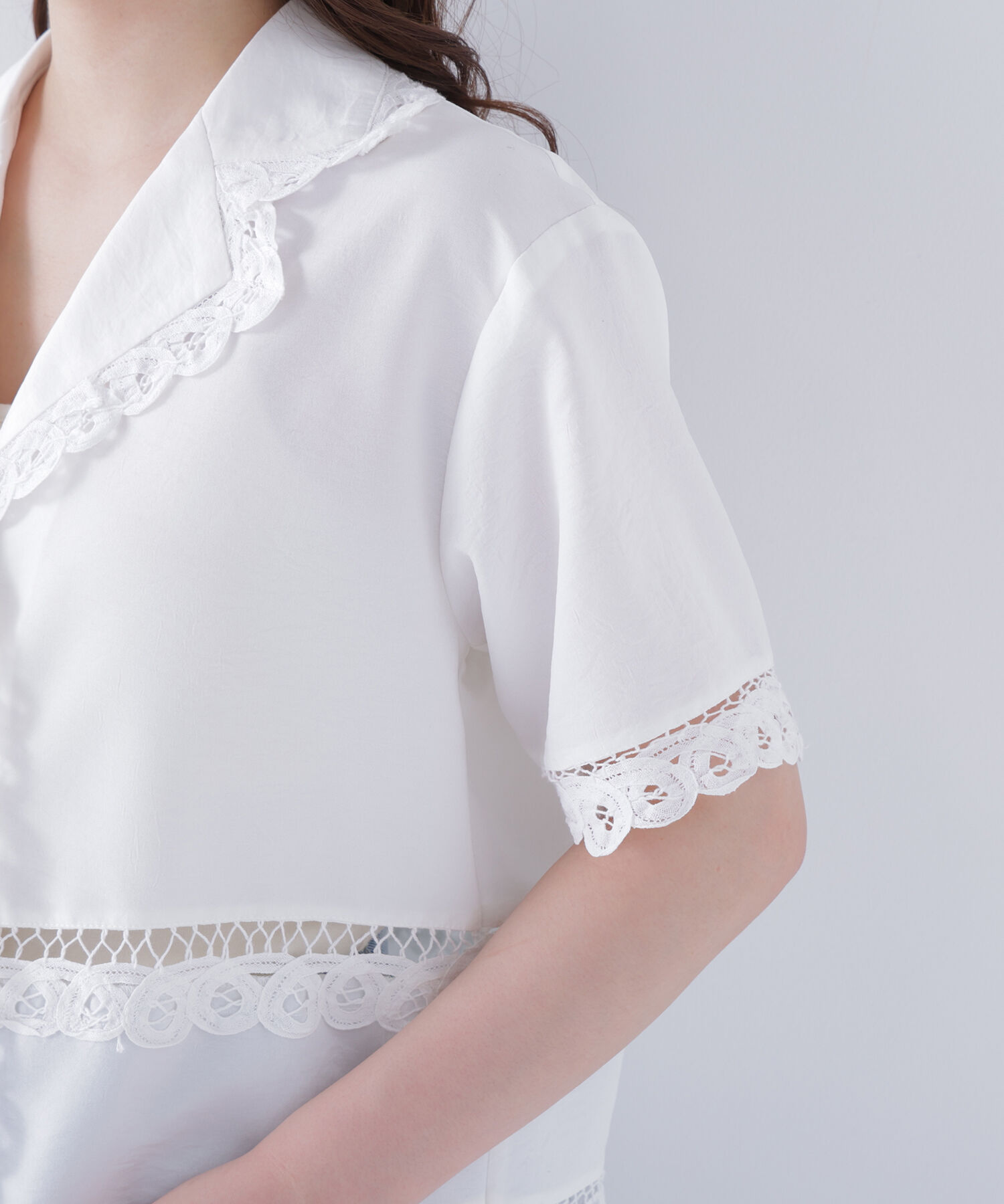  「レーストリンミングシャツ」|シャツ・ブラウス|