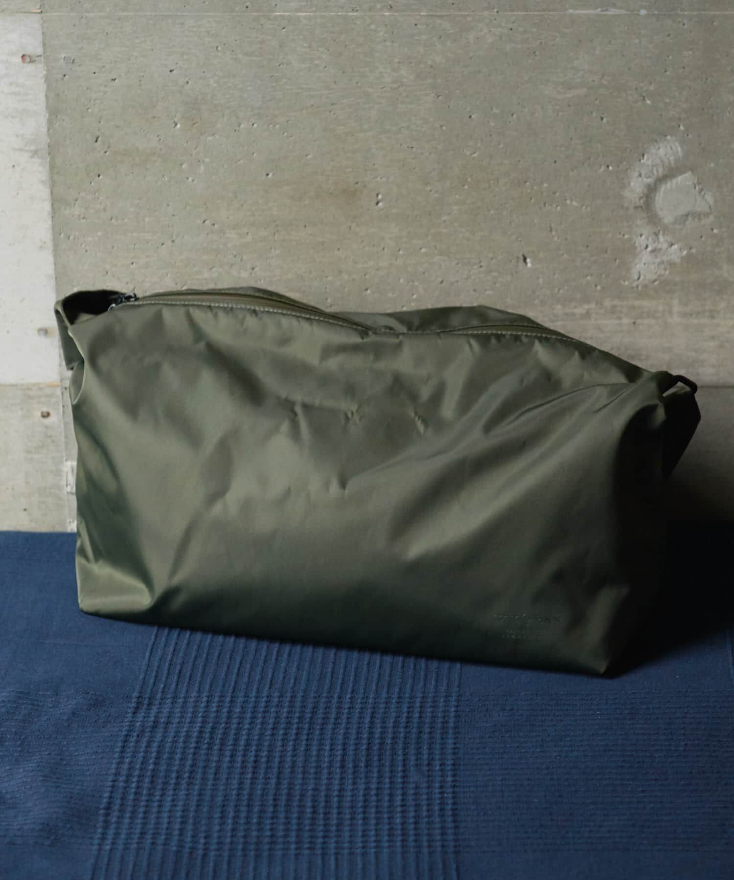 URBAN RESEARCH DOORS「『撥水』『別注』YAKPAK&times;DOORS　SHOULDER BAG M」|ショルダー・メッセンジャー|