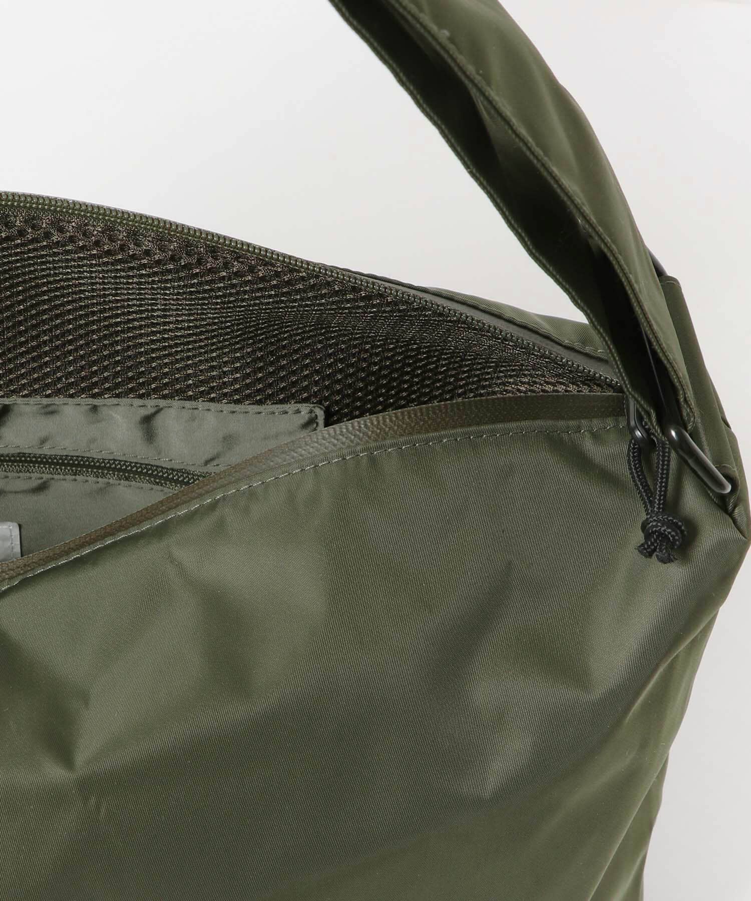 URBAN RESEARCH DOORS「『撥水』『別注』YAKPAK&times;DOORS　SHOULDER BAG M」|ショルダー・メッセンジャー|