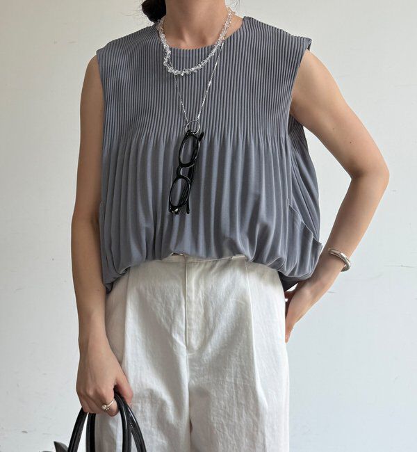  「【WEB限定】プリーツノースリーブトップス」|Tシャツ・カットソー|