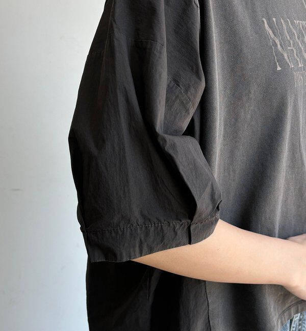  「【WEB限定】異素材切替ワイドロゴTEE」|Tシャツ・カットソー|