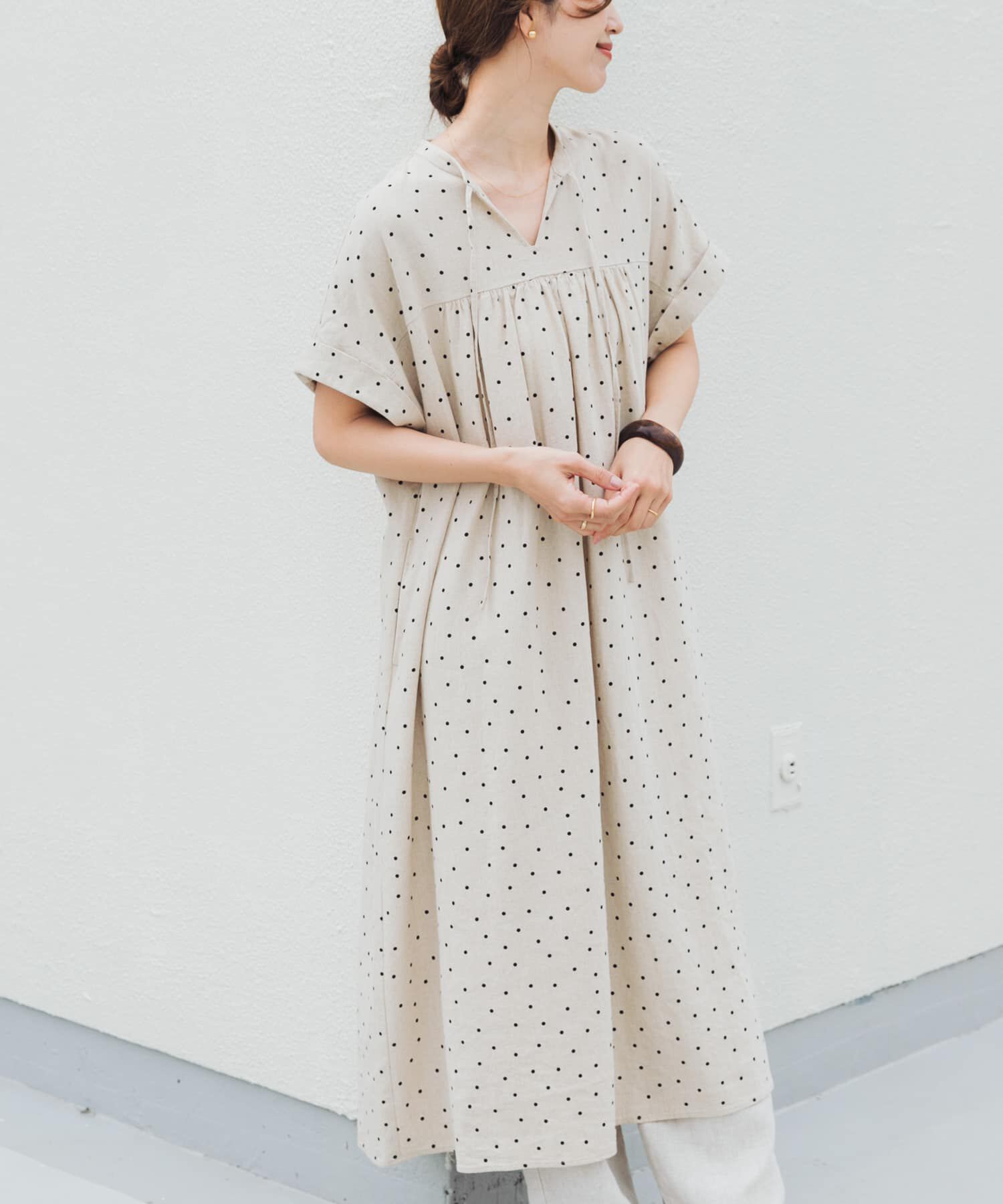 URBAN RESEARCH DOORS「リネンリヨセルドットワンピース」|ワンピース|
