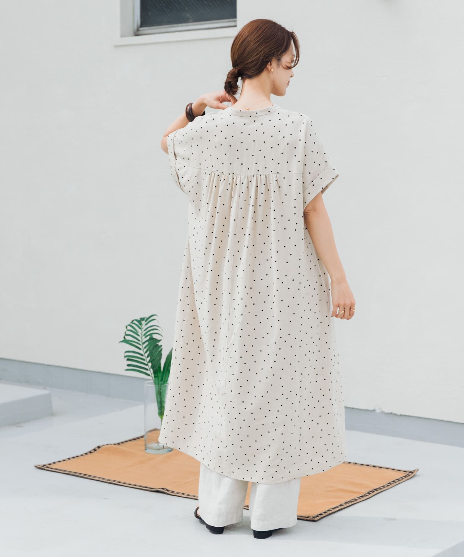 URBAN RESEARCH DOORS「リネンリヨセルドットワンピース」|ワンピース|
