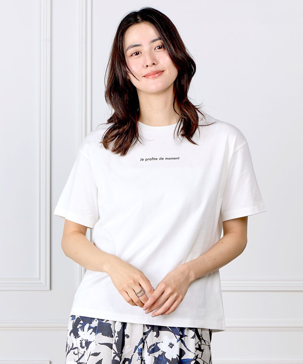 INED「プリントロゴTシャツ」|Tシャツ・カットソー|オフホワイト1