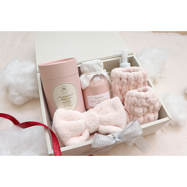 ボーテデュサエ「ボーテデュサエ Milky Luxe Xmas コフレ (230ml、370g、1個、1組)」|キット・セット|