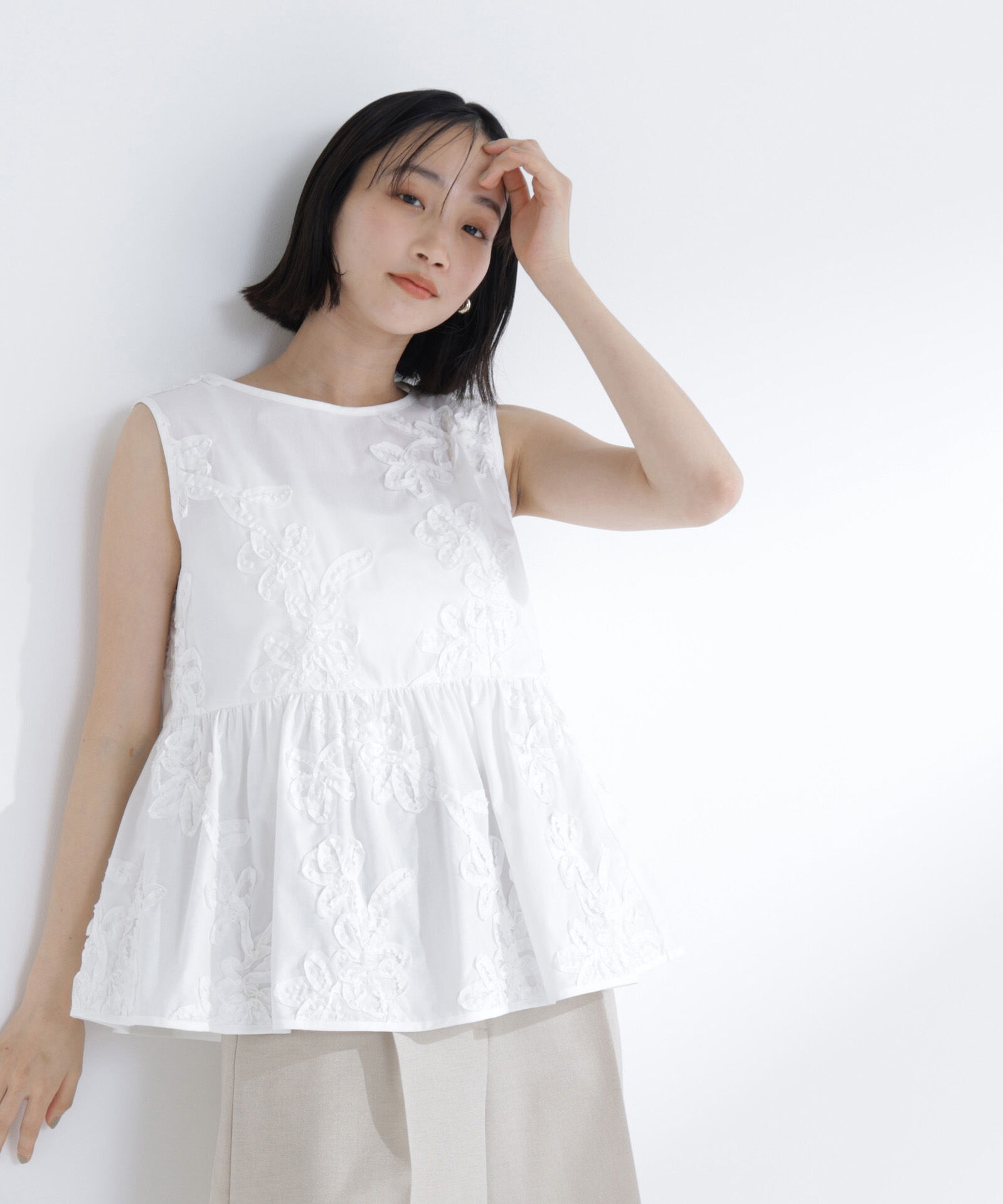  「テープ刺繍ペプラムシャツ」|シャツ・ブラウス|