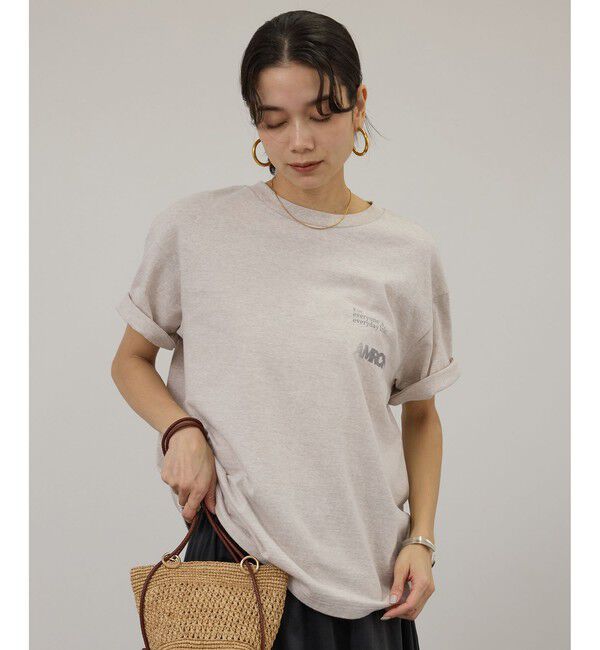 SALON adam et rope'「【Americana（アメリカーナ）】ラフィー丸胴 プリントT / ポイントロゴ」|Tシャツ・カットソー|