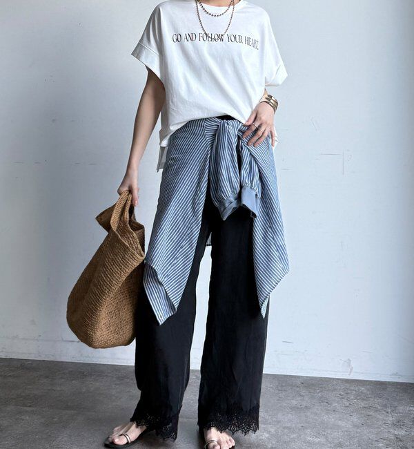  「【WEB限定】ロールアップロゴプリントワイドTEE」|Tシャツ・カットソー|