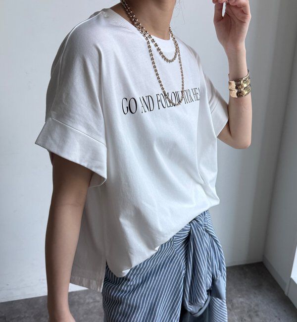  「【WEB限定】ロールアップロゴプリントワイドTEE」|Tシャツ・カットソー|