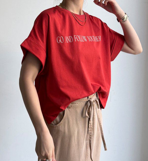  「【WEB限定】ロールアップロゴプリントワイドTEE」|Tシャツ・カットソー|