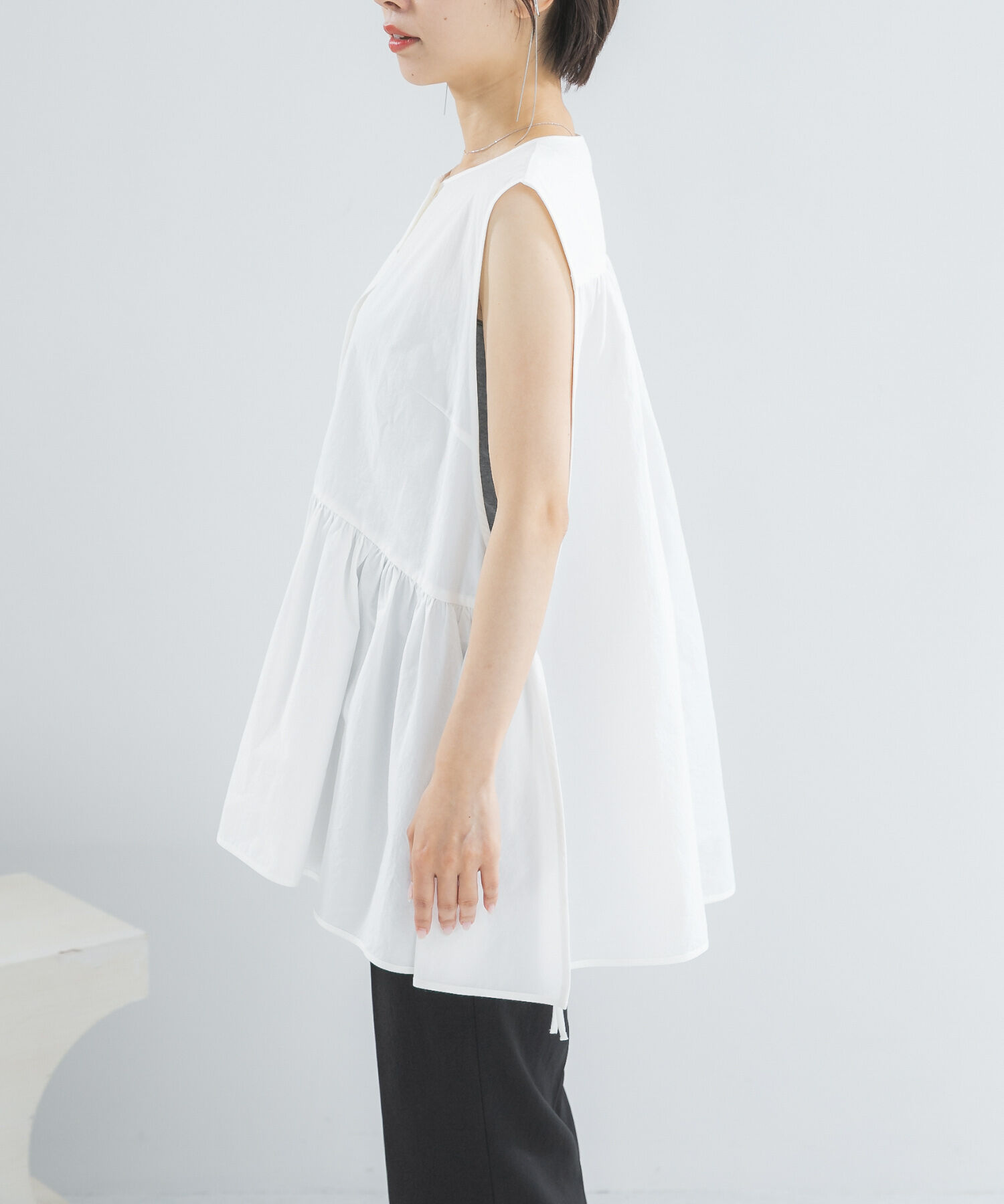 URBAN RESEARCH ROSSO「PROTAGONISTA　NO-SLEEVE GATHER BLOUSE」|シャツ・ブラウス|
