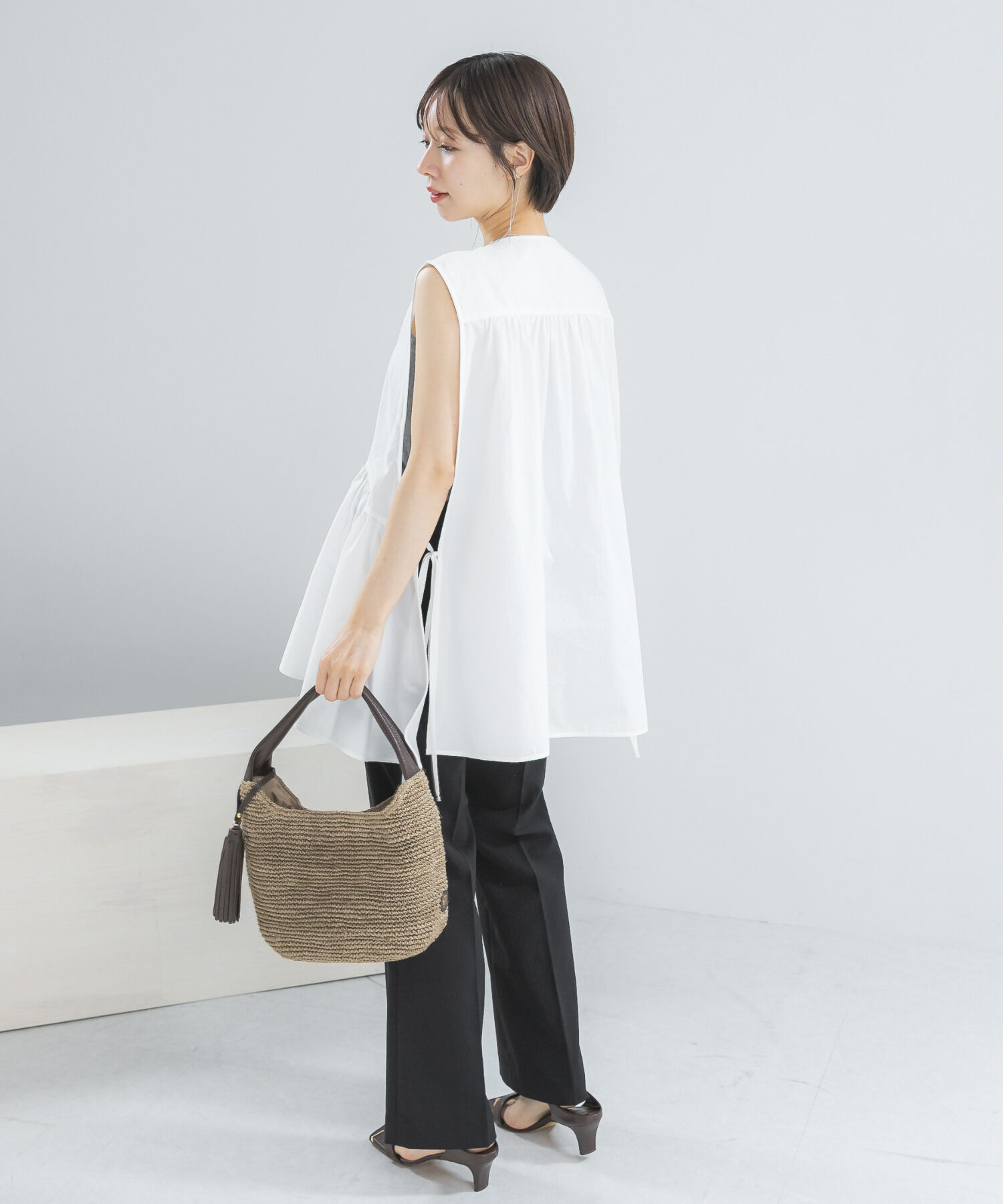 URBAN RESEARCH ROSSO「PROTAGONISTA　NO-SLEEVE GATHER BLOUSE」|シャツ・ブラウス|