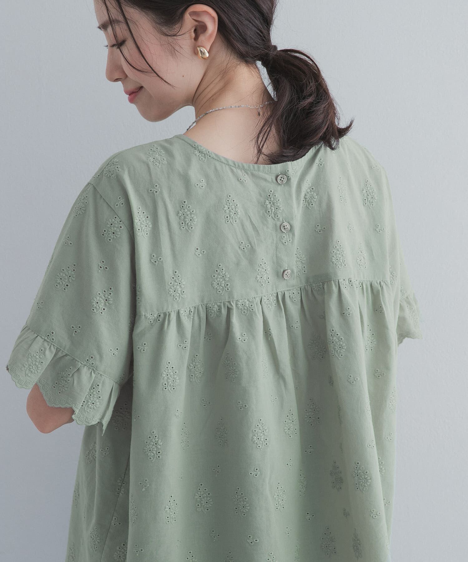URBAN RESEARCH DOORS「アイレットレース2wayブラウス」|シャツ・ブラウス|