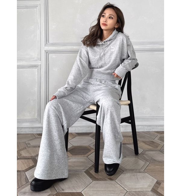 GYDA「PUMA CLASSICSクロップドフーディTR」|パーカー|