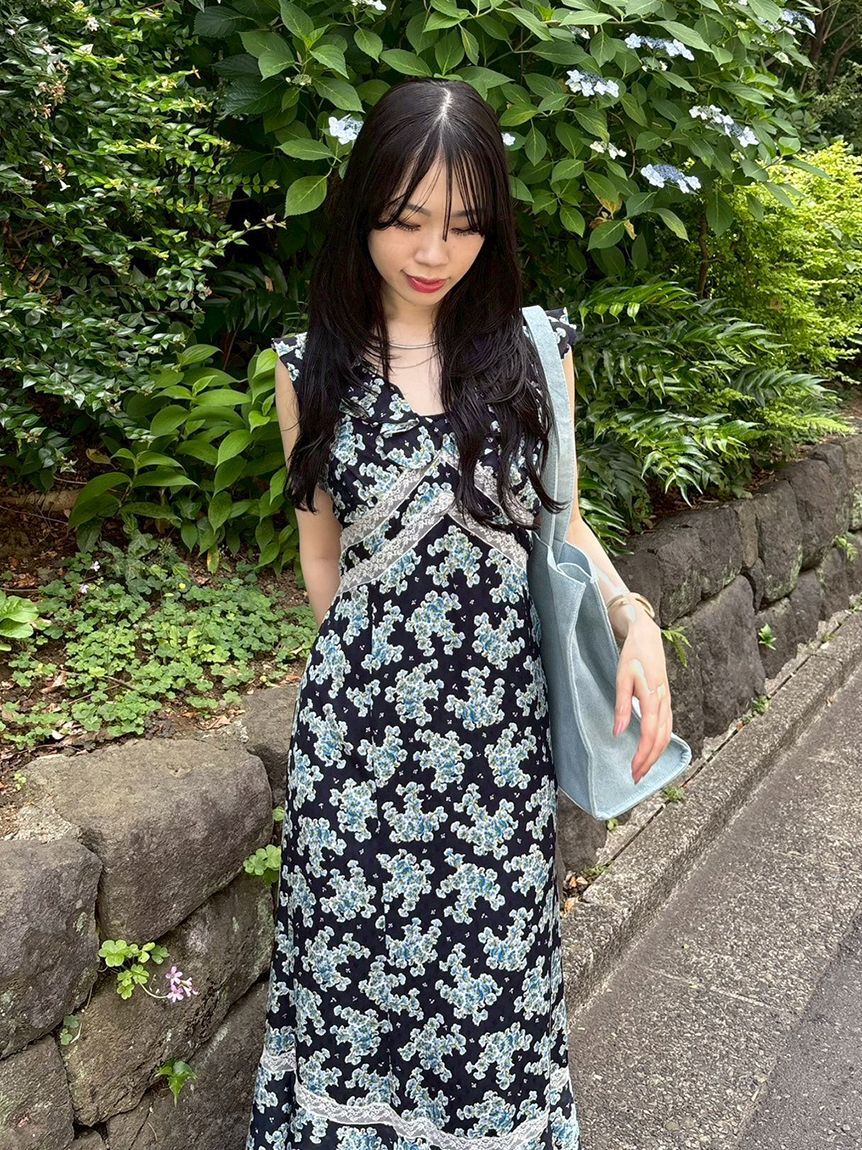 LILY BROWN「【LILY BROWN&times;ANNA SUI】フラワープリントワンピース」|ワンピース|