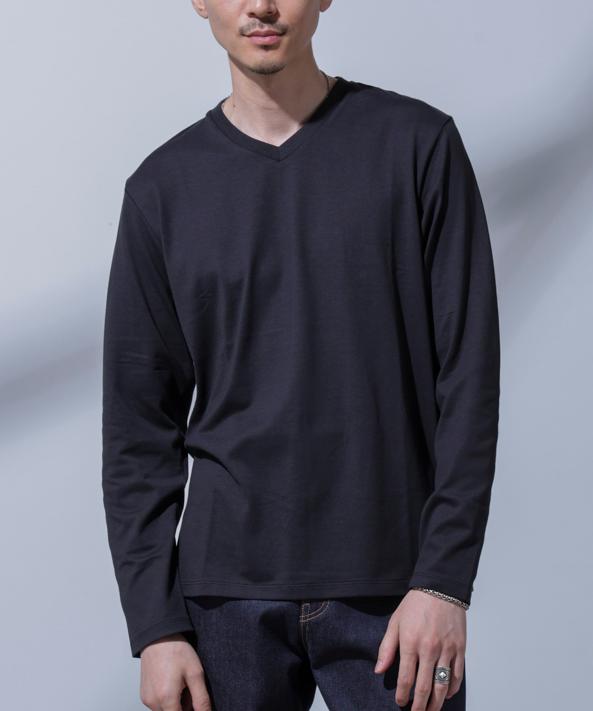 nano･universe「Anti Soaked(R)  汗染み防止 VネックTシャツ」|Tシャツ・カットソー|