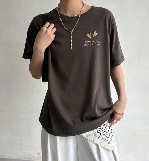 「【WEB限定】ハート&times;ロゴ刺繍TEE」|Tシャツ・カットソー|