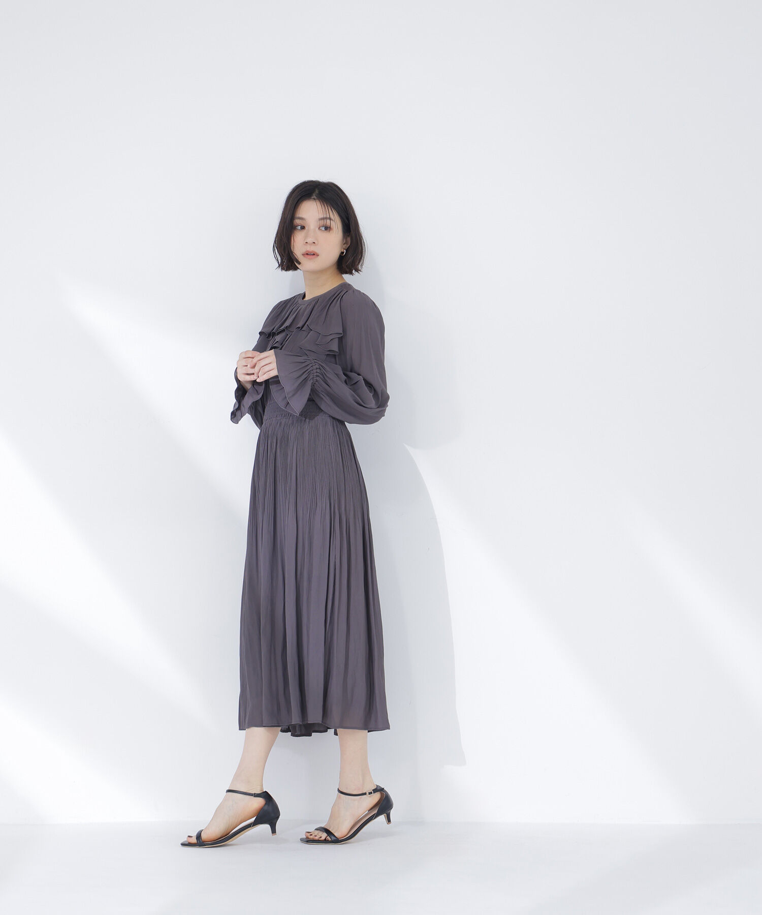  「ラッフルデザインワンピース」|ワンピース|