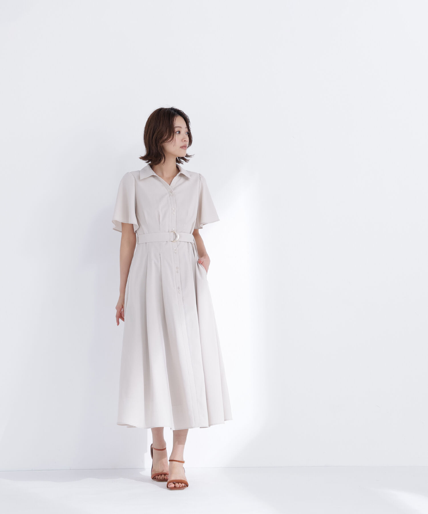  「〈ちょうど、いい服〉&ldquo;初めまして&rdquo;がうまくいく好印象ワンピース」|ワンピース|