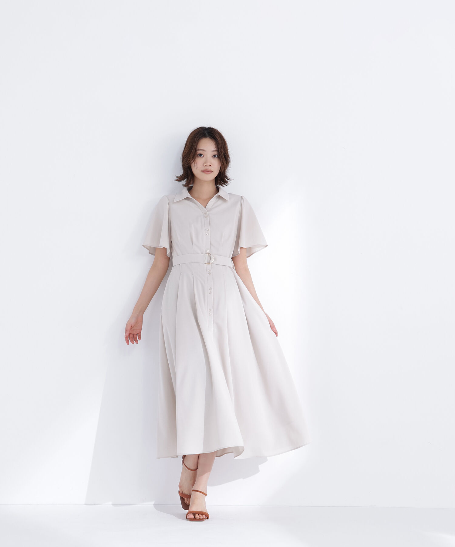  「〈ちょうど、いい服〉&ldquo;初めまして&rdquo;がうまくいく好印象ワンピース」|ワンピース|