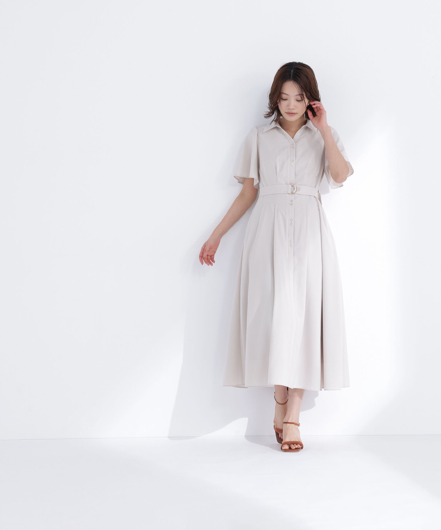  「〈ちょうど、いい服〉&ldquo;初めまして&rdquo;がうまくいく好印象ワンピース」|ワンピース|