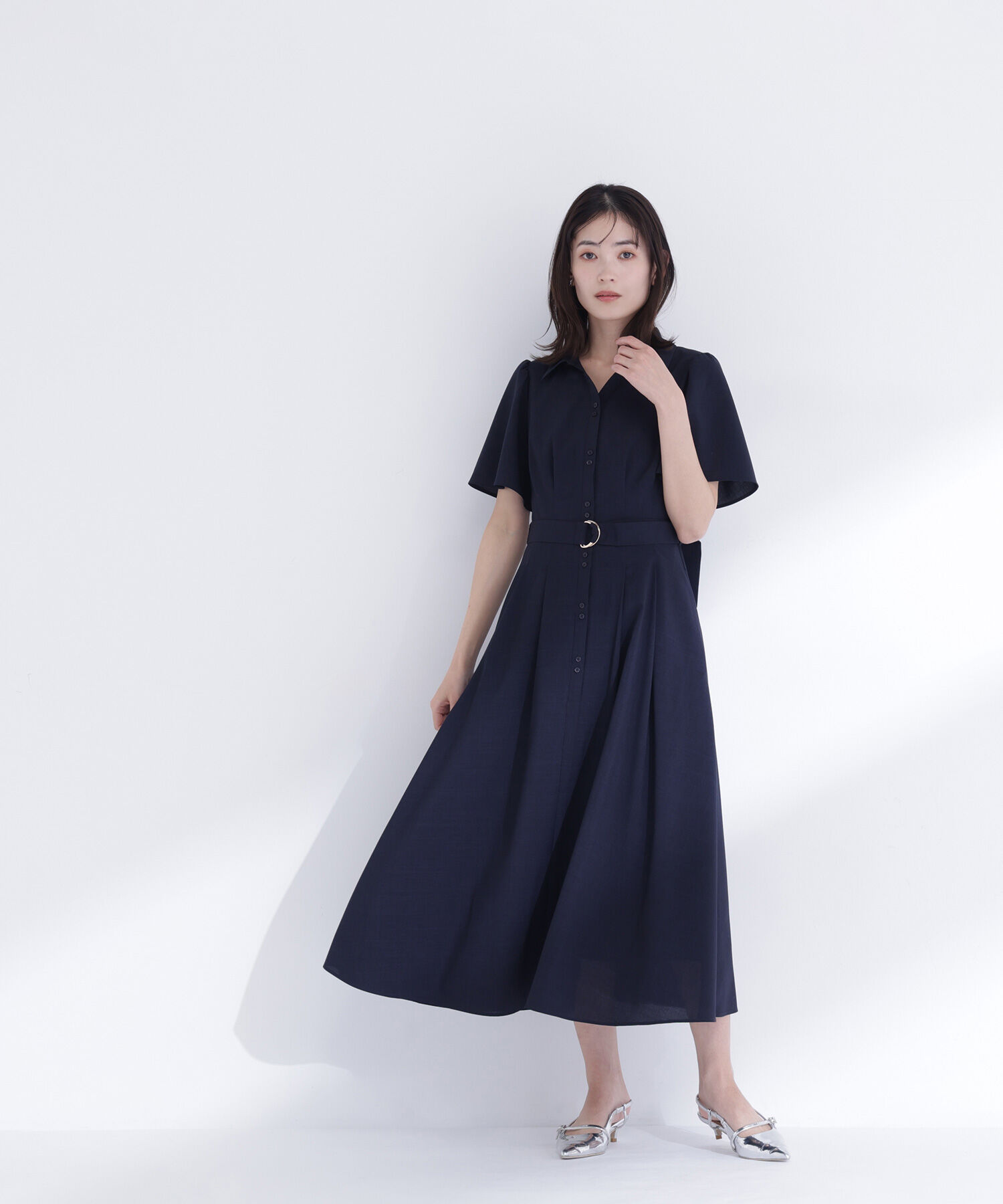  「〈ちょうど、いい服〉&ldquo;初めまして&rdquo;がうまくいく好印象ワンピース」|ワンピース|