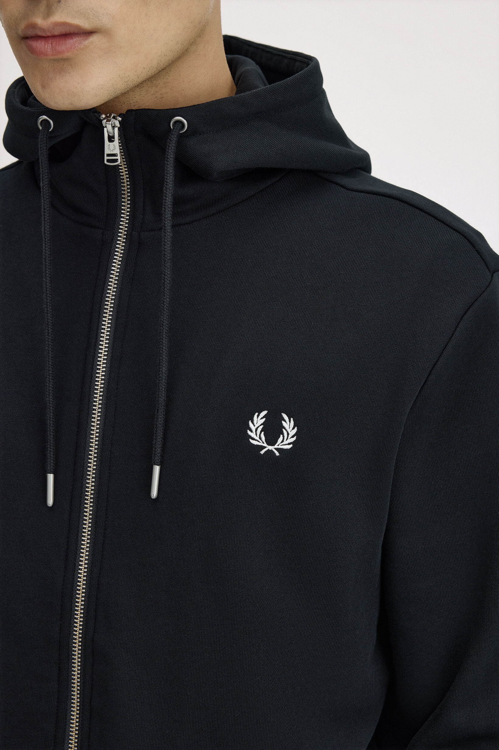 FRED PERRY 「Hooded Zip Through Sweatshirt／フードジップアップパーカー」|スウェット・ジャージ|