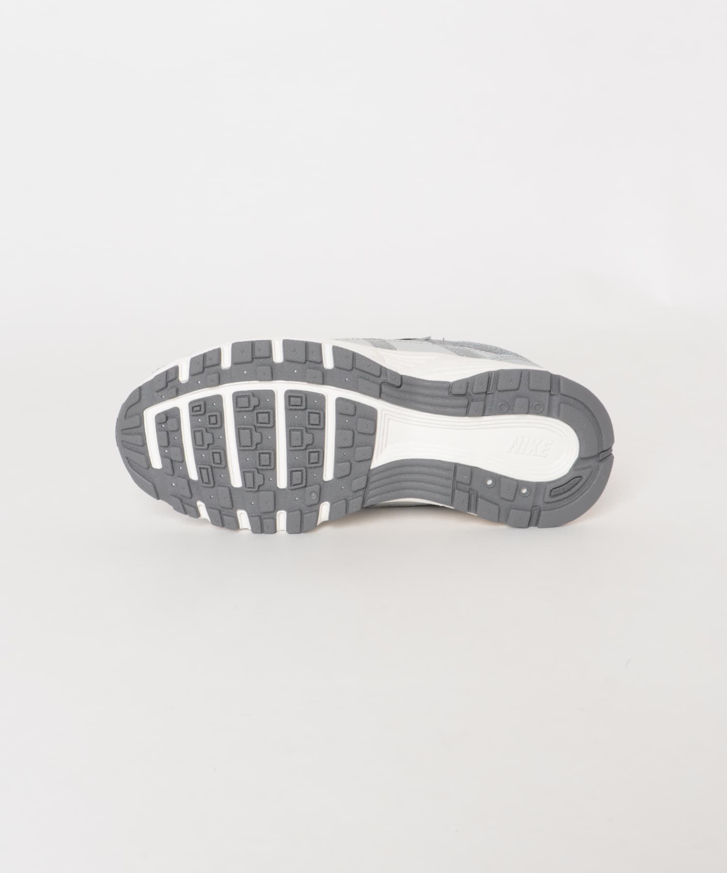 URBAN RESEARCH DOORS「NIKE　P-6000 PS」|スニーカー|