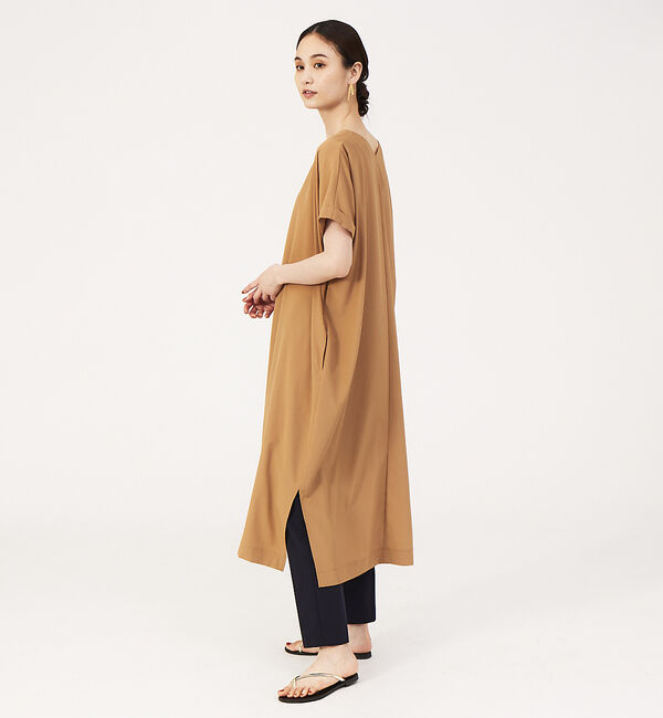 qualite「【WEB・一部店舗限定】Vネックワンピース」|ワンピース|