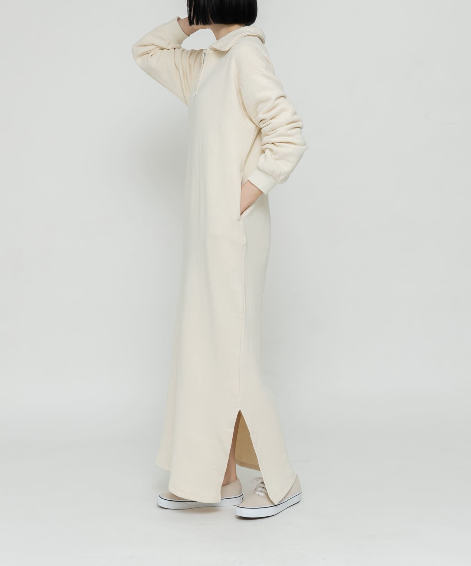 URBAN RESEARCH DOORS「『別注』Sports Wear&times;DOORS　ハーフジップ長袖ワンピース」|ワンピース|