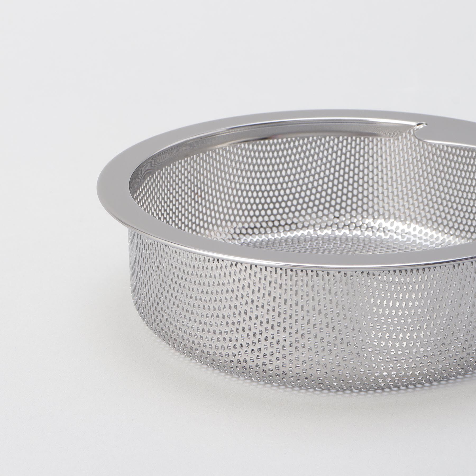 212 KITCHEN STORE「KEEP FINE PLUS 超抗菌排水口ごみカゴ KAGO144」|その他|