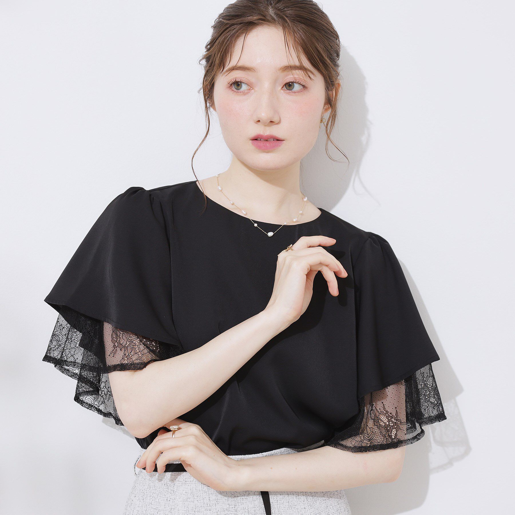 Couture broach「【マシンウォッシャブル・一枚で着映える】レース重ねフレアブラウス」|シャツ・ブラウス|