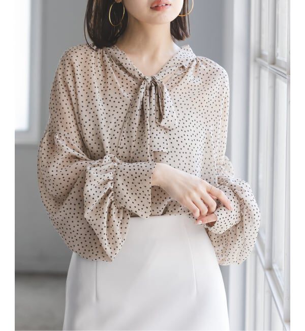 NOBLE「【洗える】ドットシフォンギャザーボウタイブラウス」|シャツ・ブラウス|ベージュ